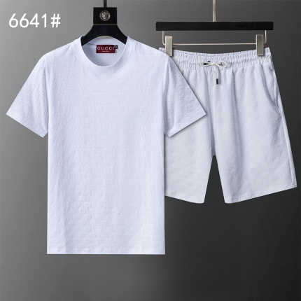 Gucci Short Tracksuits For Men in 207439