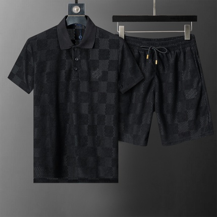 Louis Vuitton Short Tracksuits For Men in 207448