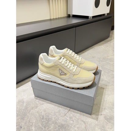 Prada Sneakers For Men in 207459