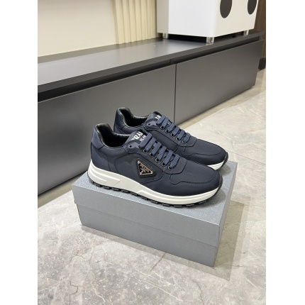 Prada Sneakers For Men in 207463