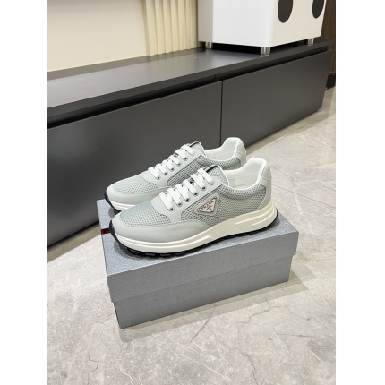 Prada Sneakers For Men in 207468