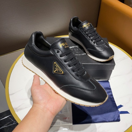 Prada Sneakers For Men in 207473