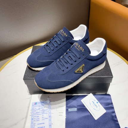 Prada Sneakers For Men in 207474