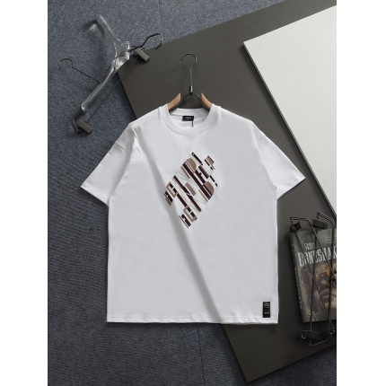 New Arrivals Fendi T-shirts in 207486