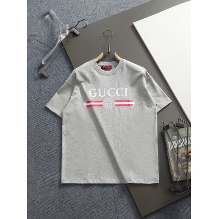 New Arrivals Gucci T-shirts in 207491