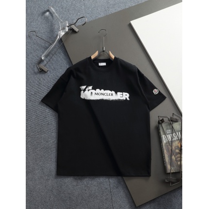 New Arrivals Moncler T-shirts in 207494