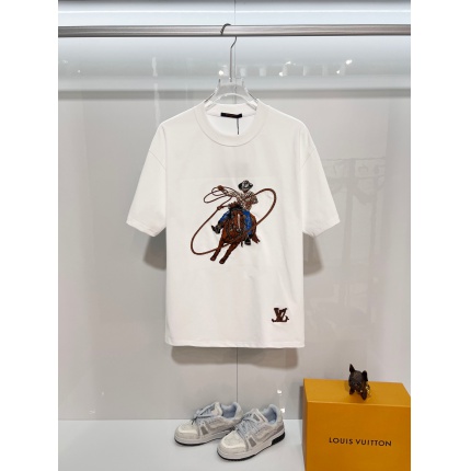 New Arrivals Louis Vuitton T-shirts in 207519