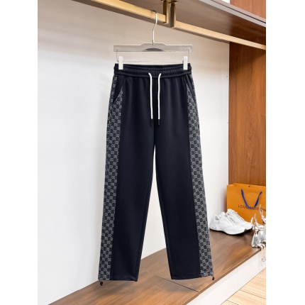 New Arrivals Gucci Pants For Men in 207559