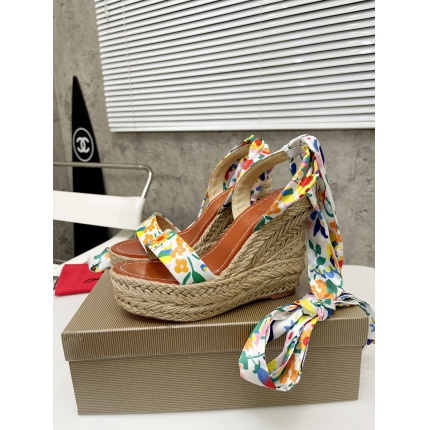 New Arrivals Christian Louboutin Heel Sandals For Women in 207630