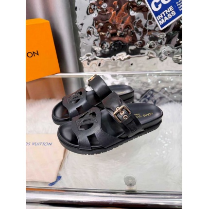 Louis Vuitton Slippers For Women in 207637