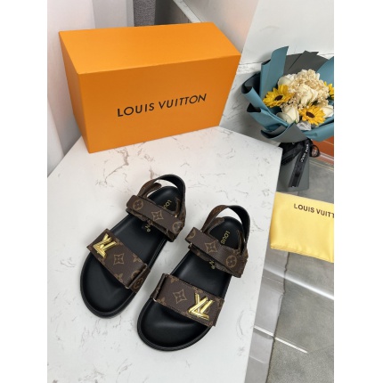 LV Sandals For Women in 207649