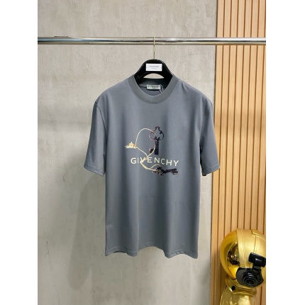 New Arrivals Givenchy T-shirts For Men in 207730