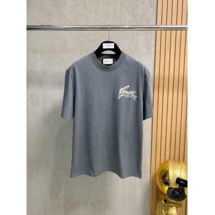 New Arrivals Gucci T-shirts For Men in 207732
