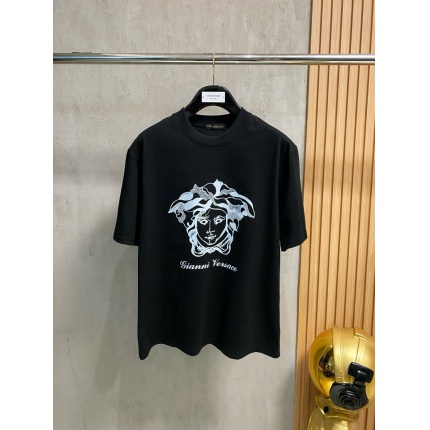 New Arrivals Versace T-shirts For Men in 207735