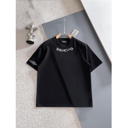New Arrivals Balenciaga T-shirts For Men in 207744