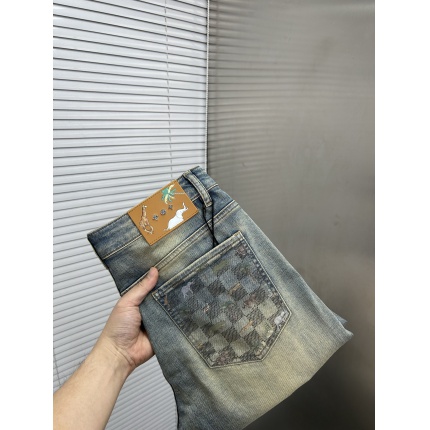 New Arrivals Louis Vuitton Jeans For Men in 207765