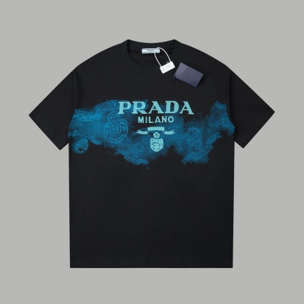 New Arrivals Prada T-shirts For Men in 207798