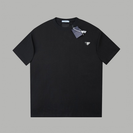 New Arrivals Prada T-shirts For Men in 207802