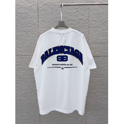 New Arrivals Balenciaga T-shirts For Men in 207814