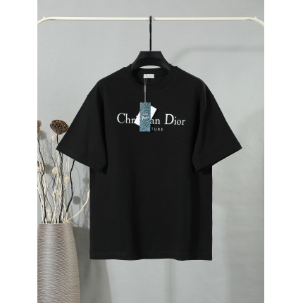 New Arrivals Dior T-shirts For Men in 207840