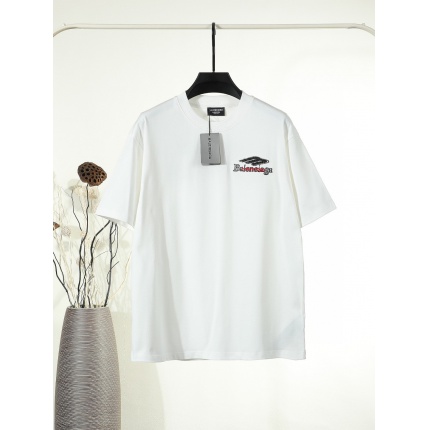New Arrivals Balenciaga T-shirts For Men in 207851