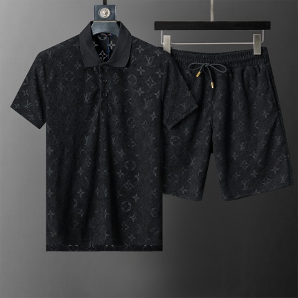 Louis Vuitton Short Tracksuits For Men in 207873