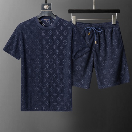 Louis Vuitton Short Tracksuits For Men in 207878