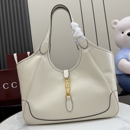 New Arrivals Gucci High quality Handbags in 207908