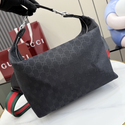 New Arrivals Gucci High quality Handbags in 207914