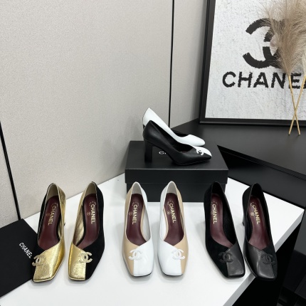 Chanel Loafers For Women in 207919
