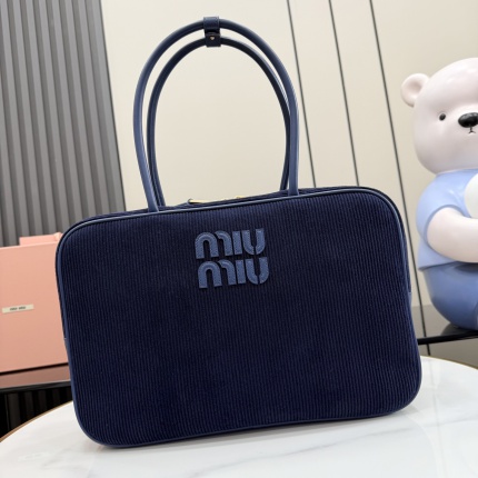 New Arrivals MiuMiu High quality handbags in 207921