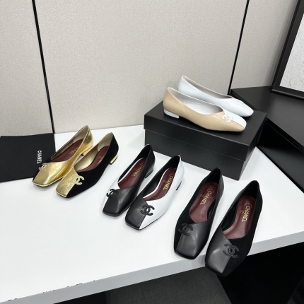 New Arrivals Chanel Loafers For Women in 207955