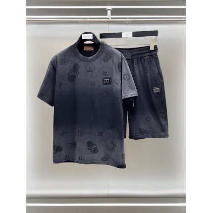 New Arrivals Louis Vuittton Short Tracksuits For Men in 207959