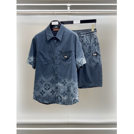 New Arrivals Louis Vuittton Short Tracksuits For Men in 207960