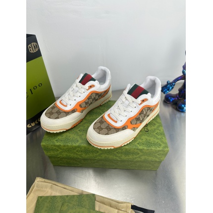 Gucci Sneakers For Men in 208226