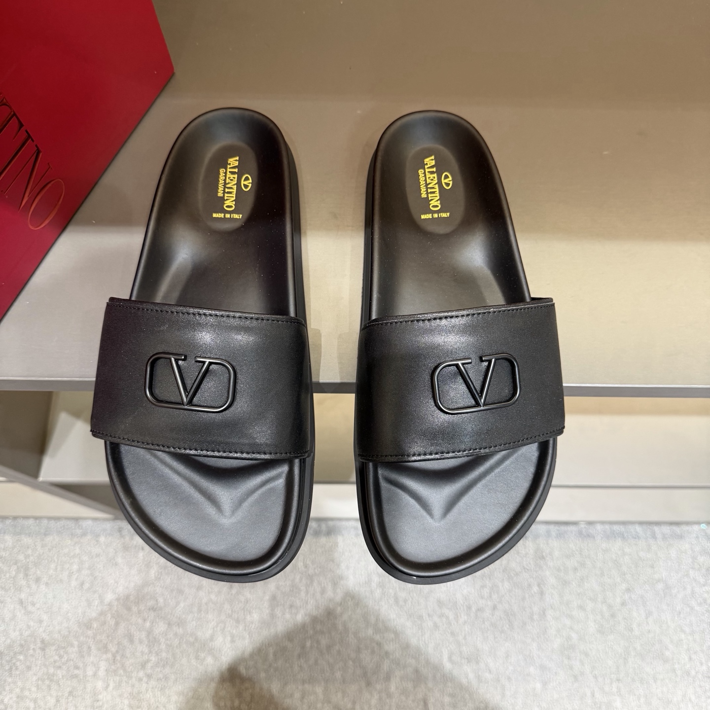 Cheap Valentino Slippers Men in 208010, $55 USD- [IB208010] - Replica Valentino Slippers Men