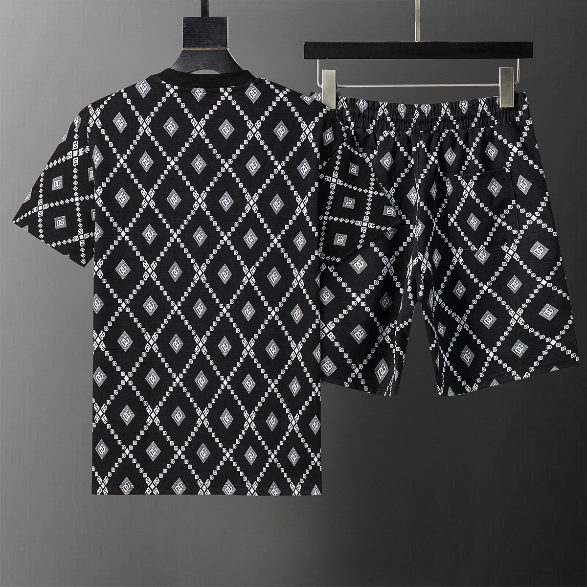 Cheap DG Short Tracksuits for Men in 208025, $38 USD- [IB208025] - Replica DG Short Tracksuits for Men