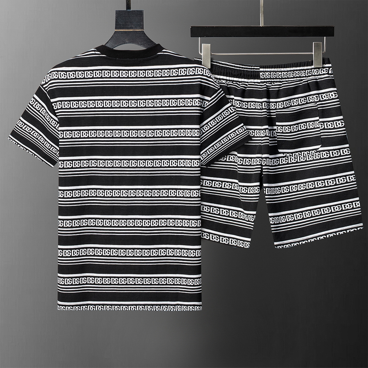 Cheap DG Short Tracksuits for Men in 208029, $38 USD- [IB208029] - Replica DG Short Tracksuits for Men