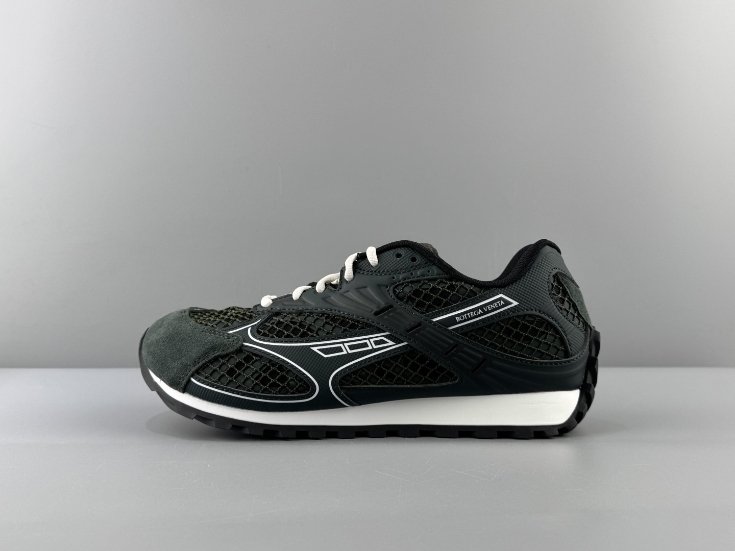 Cheap Bottega Veneta Sneakers For Men in 208190, $90 USD- [IB208190] - Replica Bottega Veneta Sneakers For Men