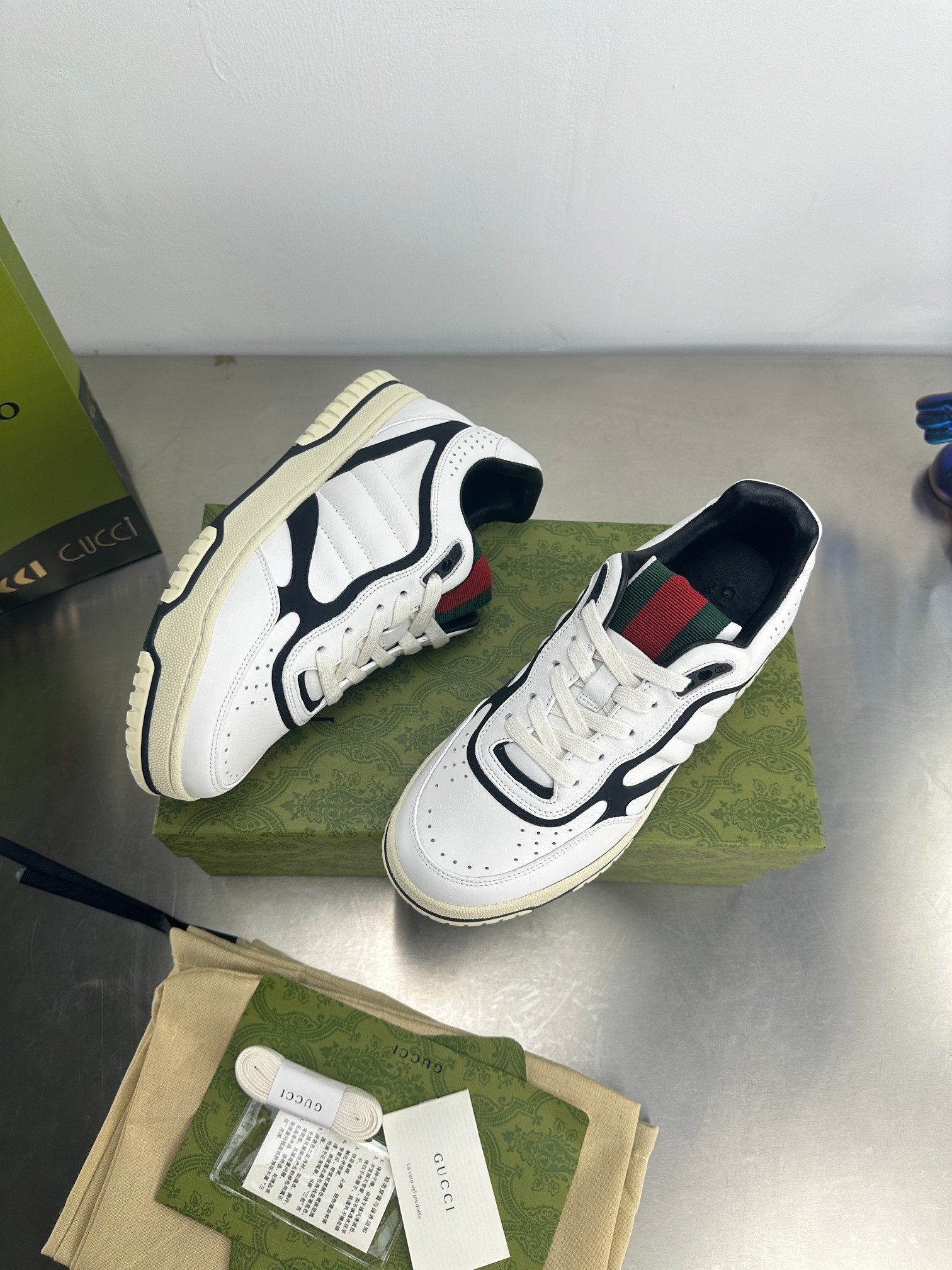 Cheap Gucci Sneakers For Men in 208227, $90 USD- [IB208227] - Replica Gucci Sneakers For Men