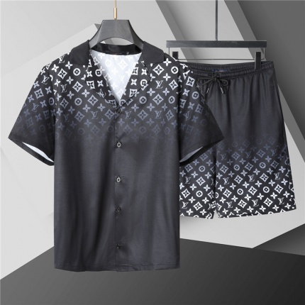 Cheap Louis Vuitton Short Tracksuits For Men in 208249, $50 USD- [IB208249] - Replica Louis Vuitton Short Tracksuits For Men
