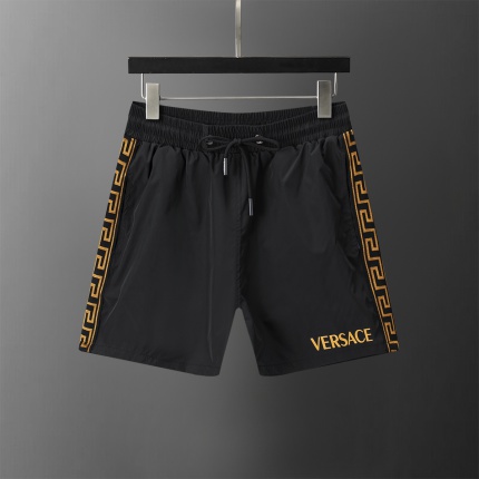 Versace Short Pants For Men in 208272