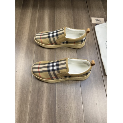 New Arrivals Burberry Casual Shoes For Men in 208459