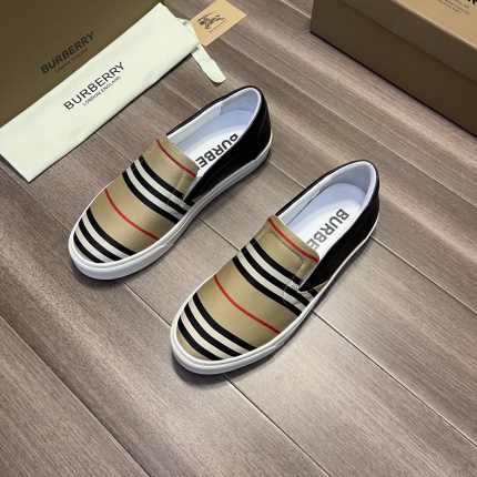 New Arrivals Burberry Casual Shoes For Men in 208460