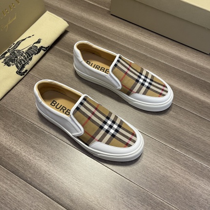 New Arrivals Burberry Casual Shoes For Men in 208461