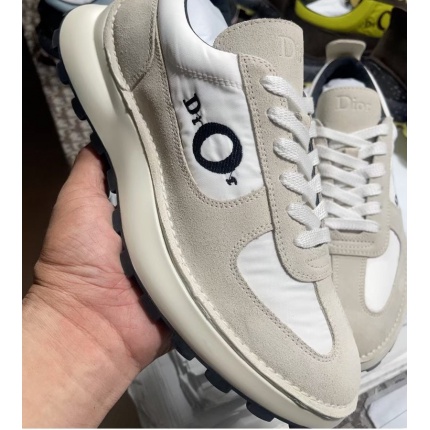 New Arrivals Dior Sneakers For Men in 208579