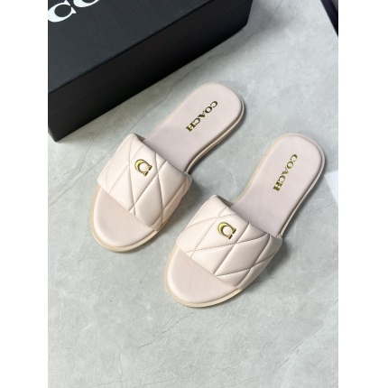 new Women Coach Slippers  size 35-40 in 208608