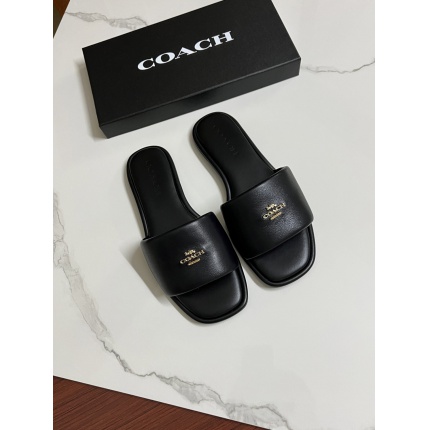 new Women Coach Slippers  size 35-40 in 208614