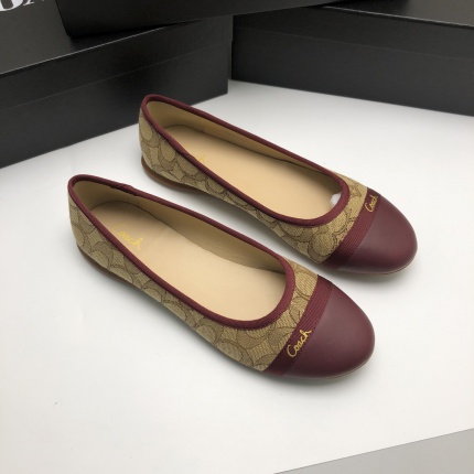 new Women Coach  size 35-40 in 208626