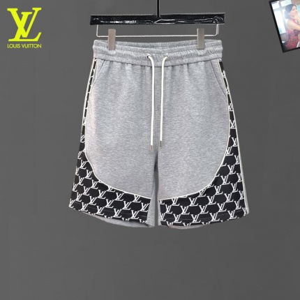 New Arrivals Louis Vuitton Shorts For Men in 208669